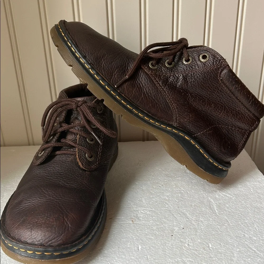 Dr. Martens unisex Rico Brown Leather laceUp Chukka ankle Boots shoes 10M/11W